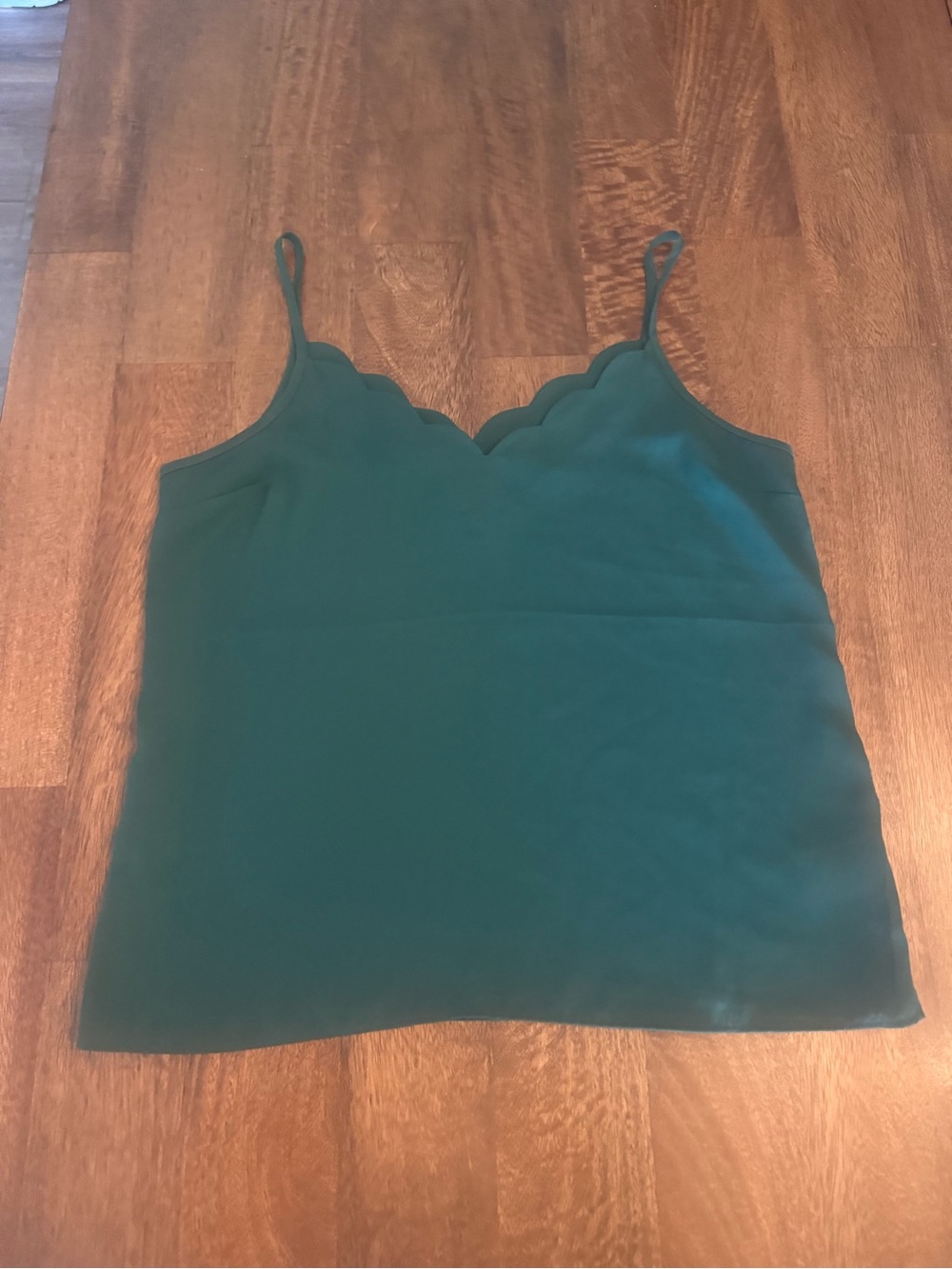Express Emerald Green Scalloped V-Neck Camisole